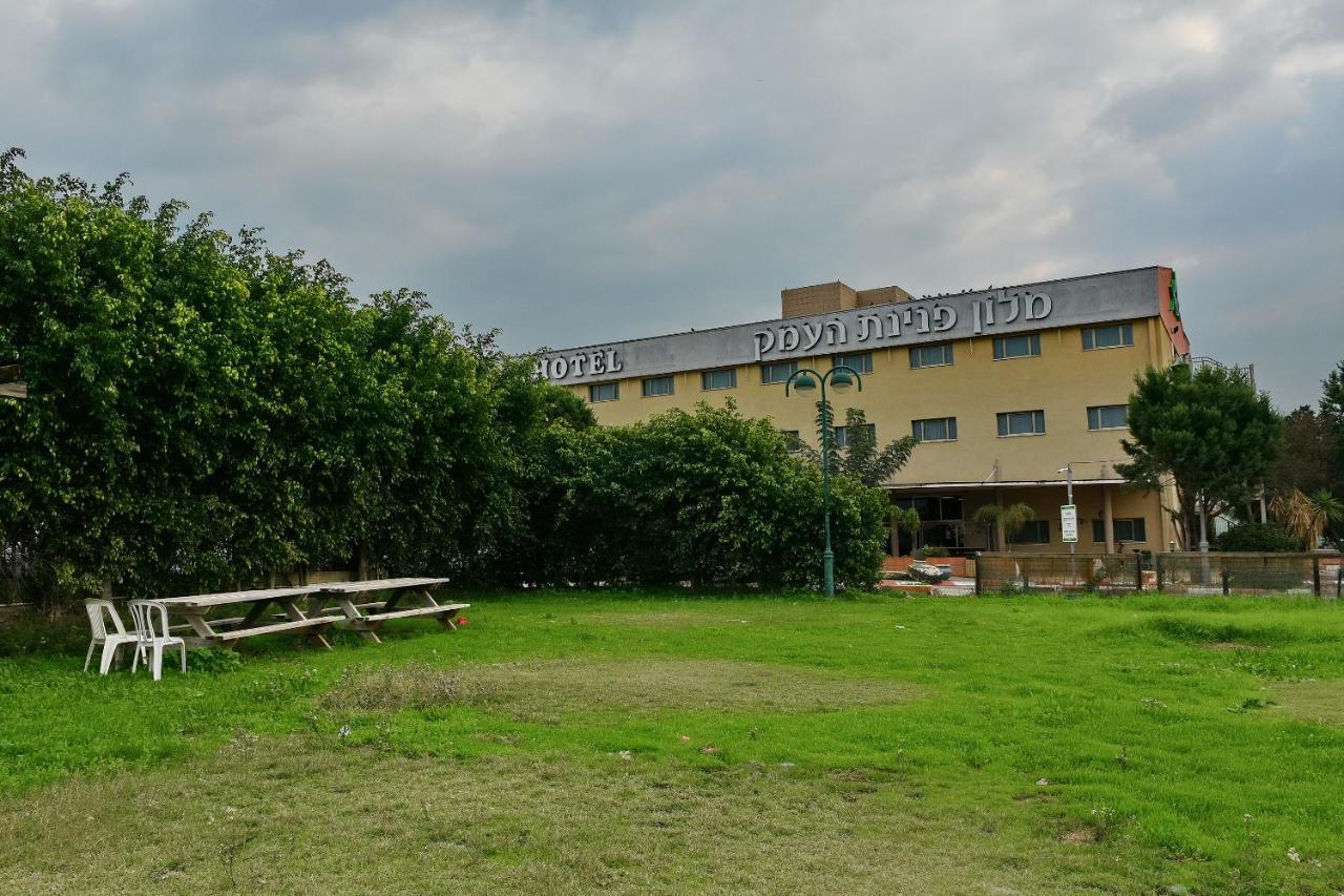 Pearl Of The Valley Hotel Kfar Tavor エクステリア 写真