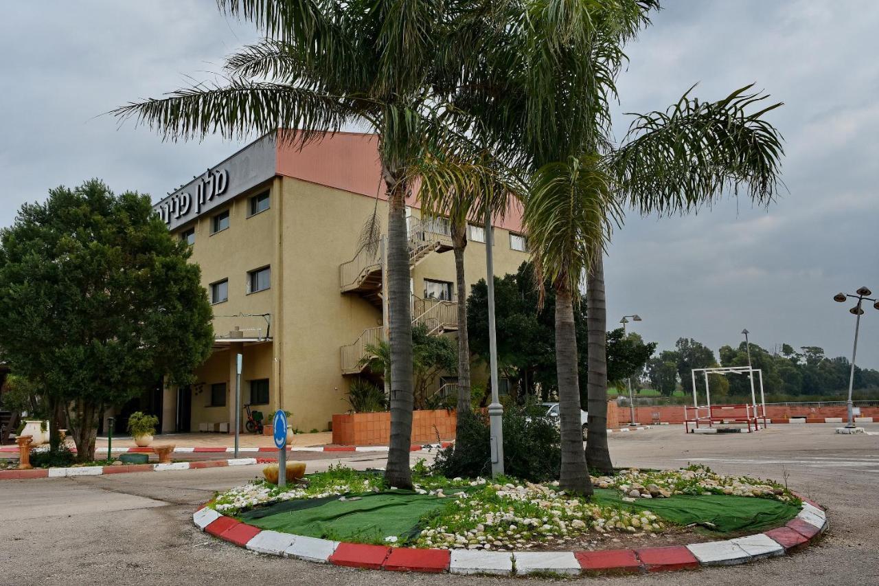 Pearl Of The Valley Hotel Kfar Tavor エクステリア 写真