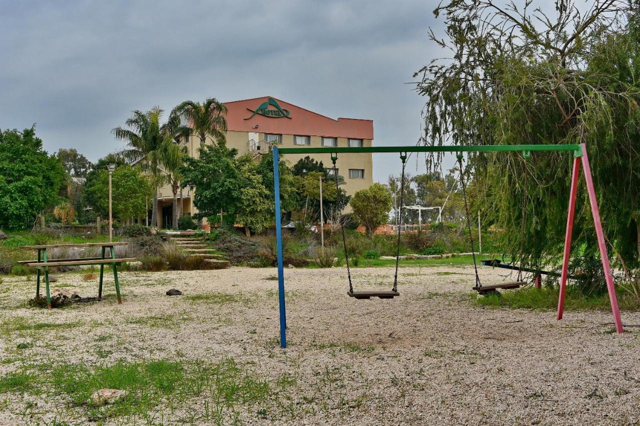 Pearl Of The Valley Hotel Kfar Tavor エクステリア 写真
