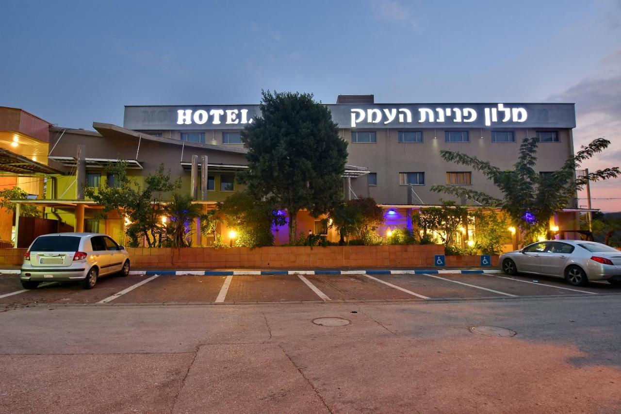 Pearl Of The Valley Hotel Kfar Tavor エクステリア 写真